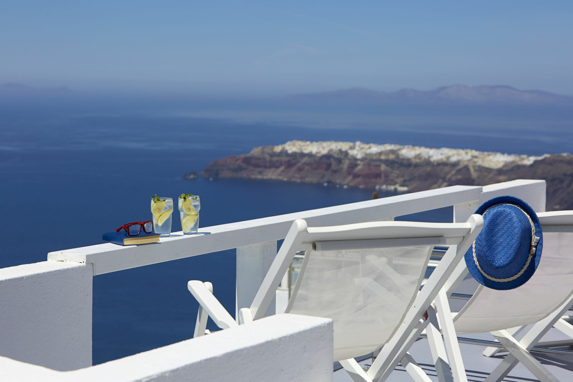 Whitedeck Santorini Hotel Имеровигли Екстериор снимка